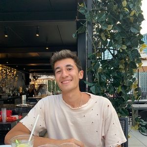 Meet your Posher, Blake